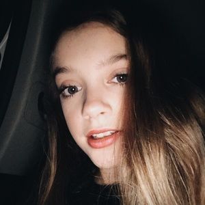 Meet your Posher, Bella